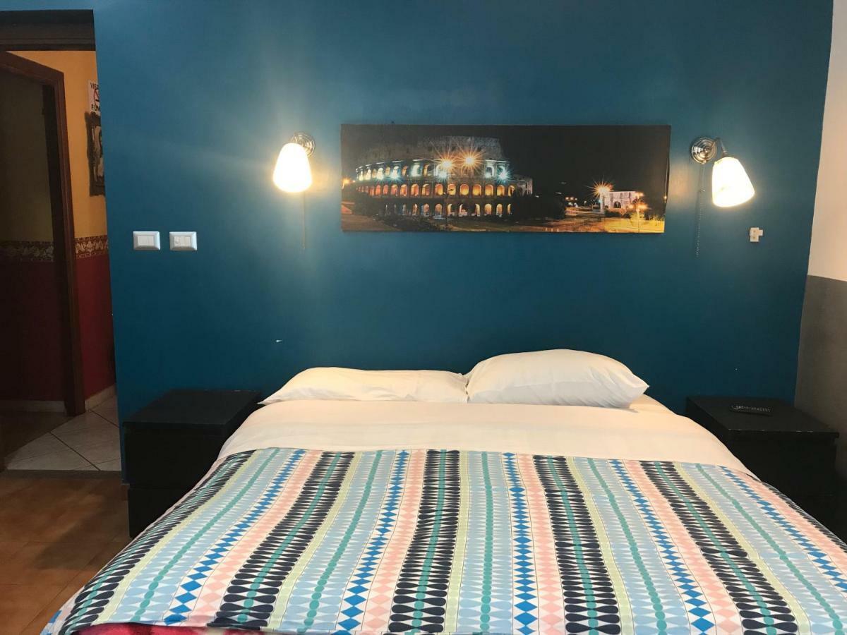 La Casa Di Elena Hotel โรม ภายนอก รูปภาพ